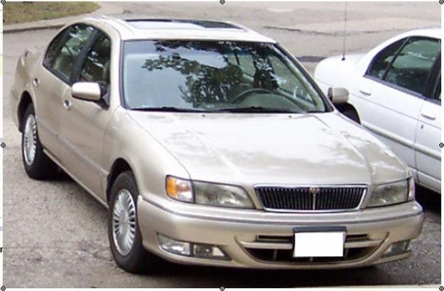 INFINITI I30 3.0