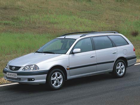 TOYOTA AVENSIS Station Wagon (T22) 2.0 D